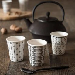 Maisons Du Monde Bols, Tasses Et Mugs Coffret 6 Tasses En Porcelaine Blanche Motifs Noirs -Bols, tasses et mugs Soldes Magasin coffret 6 tasses en porcelaine blanche motifs noirs 1000 5 11 175122 4