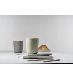 Zone Denmark Bols, Tasses Et Mugs Mugs Thermos En Porcelaine Taupe - Lot De 2 -Bols, tasses et mugs Soldes Magasin mugs thermos en porcelaine taupe lot de 2 3